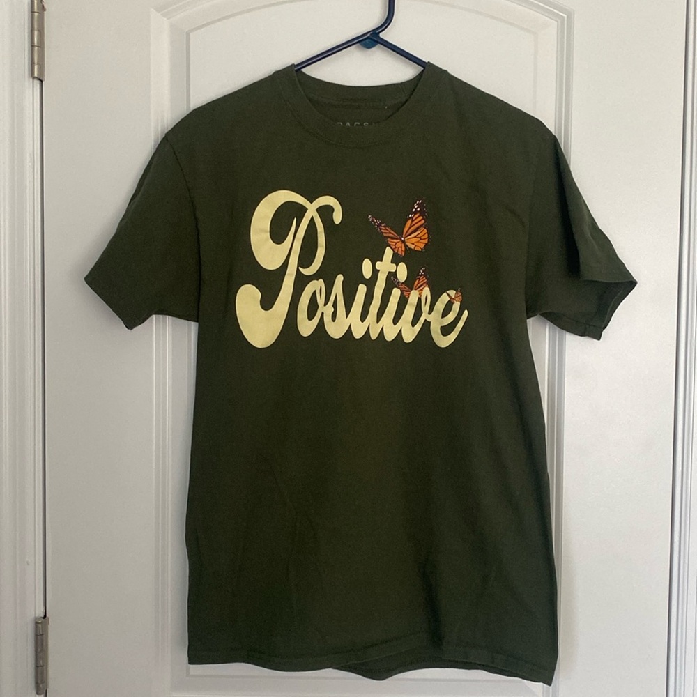 PacSun 100% Cotton Short Sleeve Shirt - Positive with Butterflies
